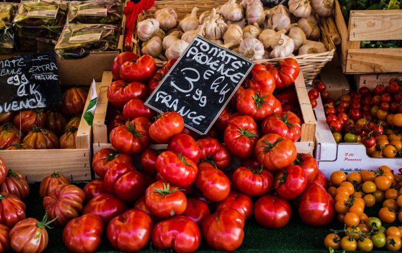 primeur-VALDEBLORE-min_tomatoes-4050245